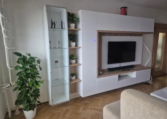 Stylish 4-room In The Heart Of The アパート *