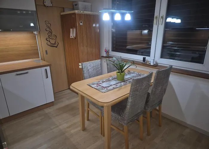 Stylish 4-room In The Heart Of The アパート