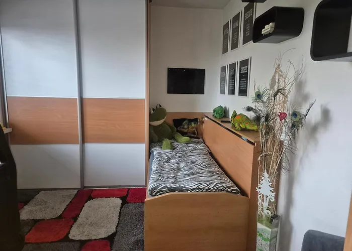 Stylish 4-room In The Heart Of The アパート